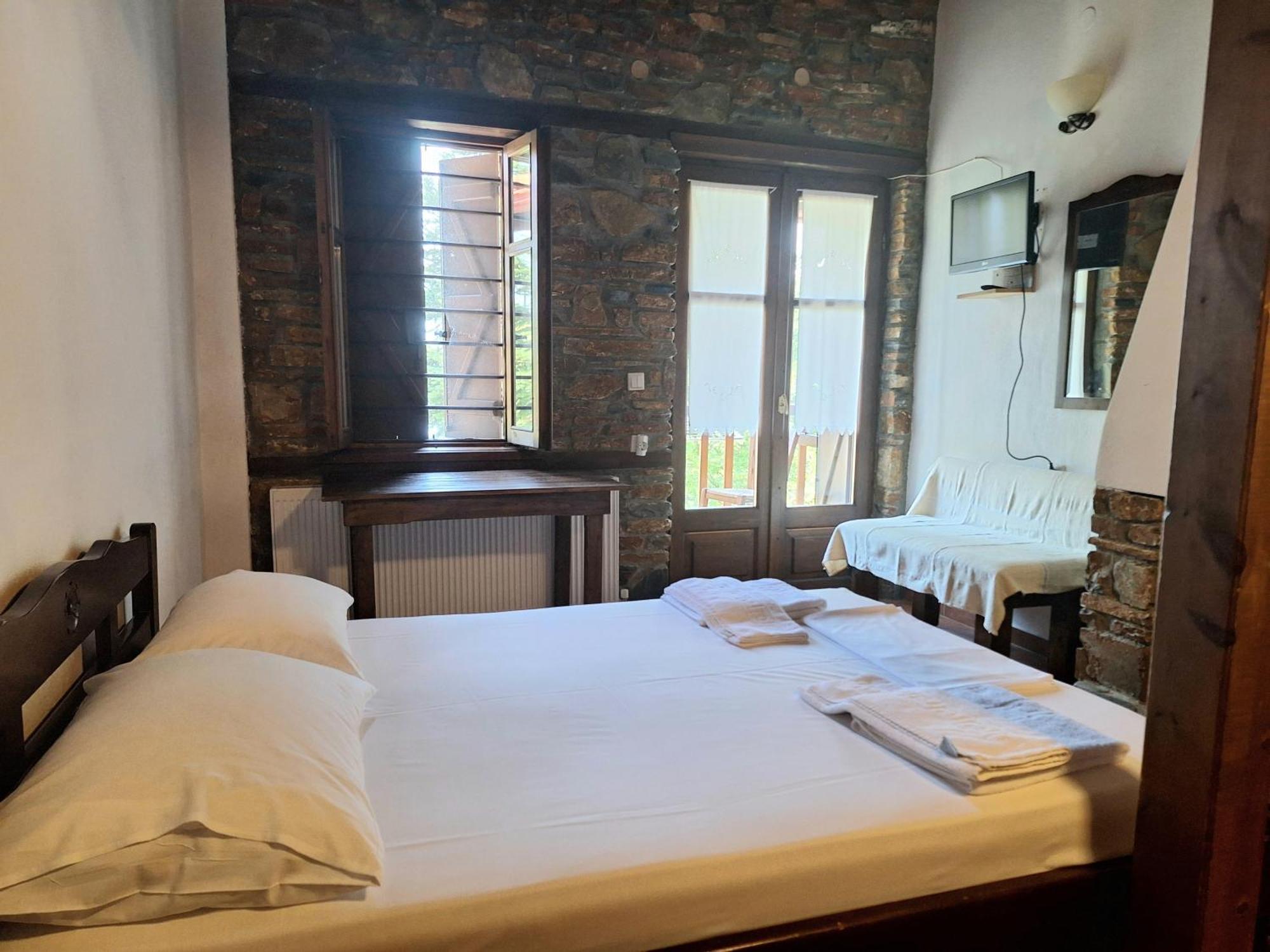 Kastania Gi Appartement Palaios Panteleimonas Buitenkant foto
