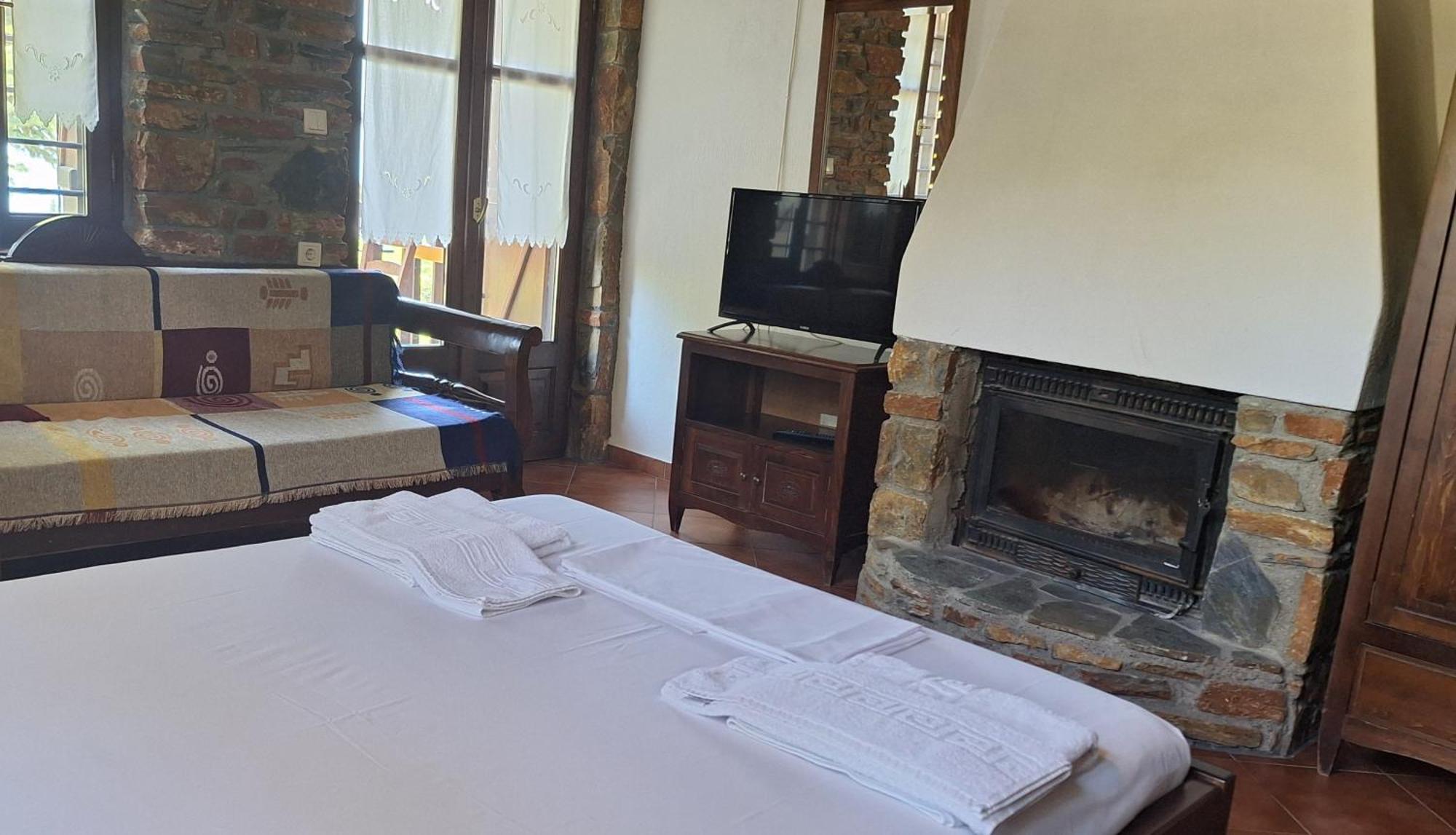 Kastania Gi Appartement Palaios Panteleimonas Kamer foto